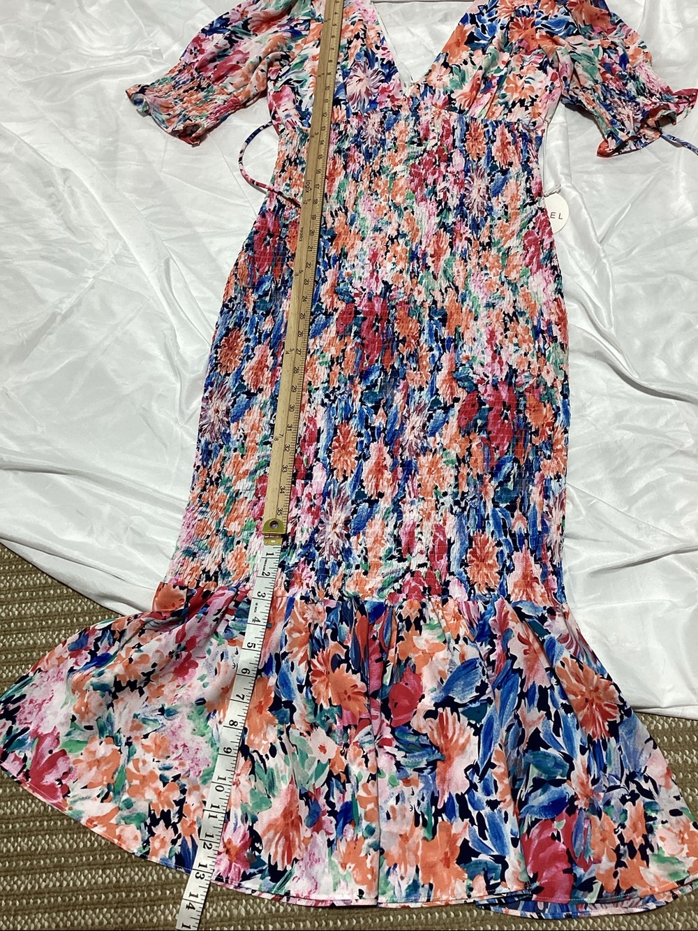 NWT Large Luxxel Multicolor Floral Midi Dress smocked body ruffle - Picture 13 of 13